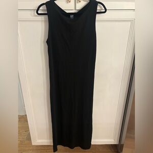 ⚡️⚡️⚡️$15 FLASH SALE ENDS AT MIDNIGHT⚡️⚡️⚡️ GAP
Midi Dress